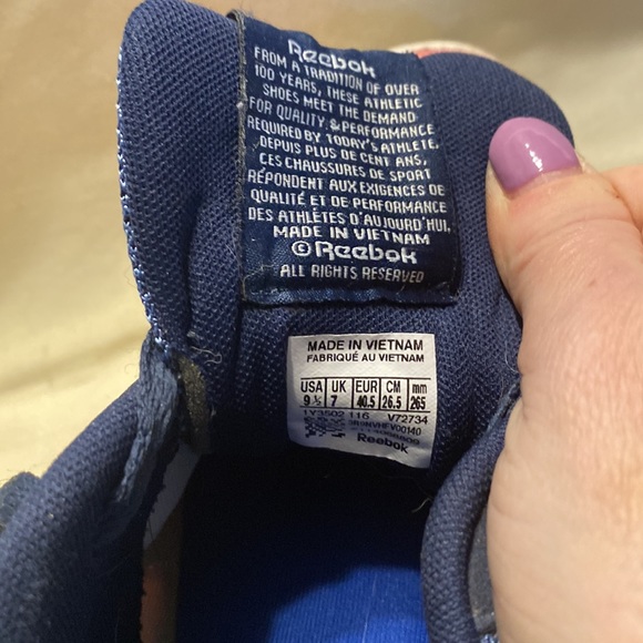 Size 9.5 Reebok Royal EC Ride - Picture 7 of 7